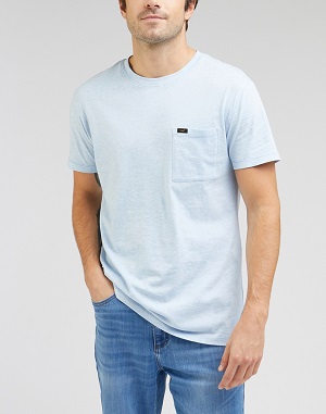 błękitny t-shirt męski z kieszonką