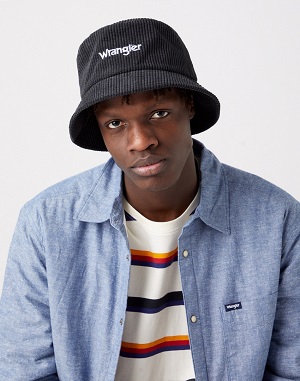 męski bucket hat