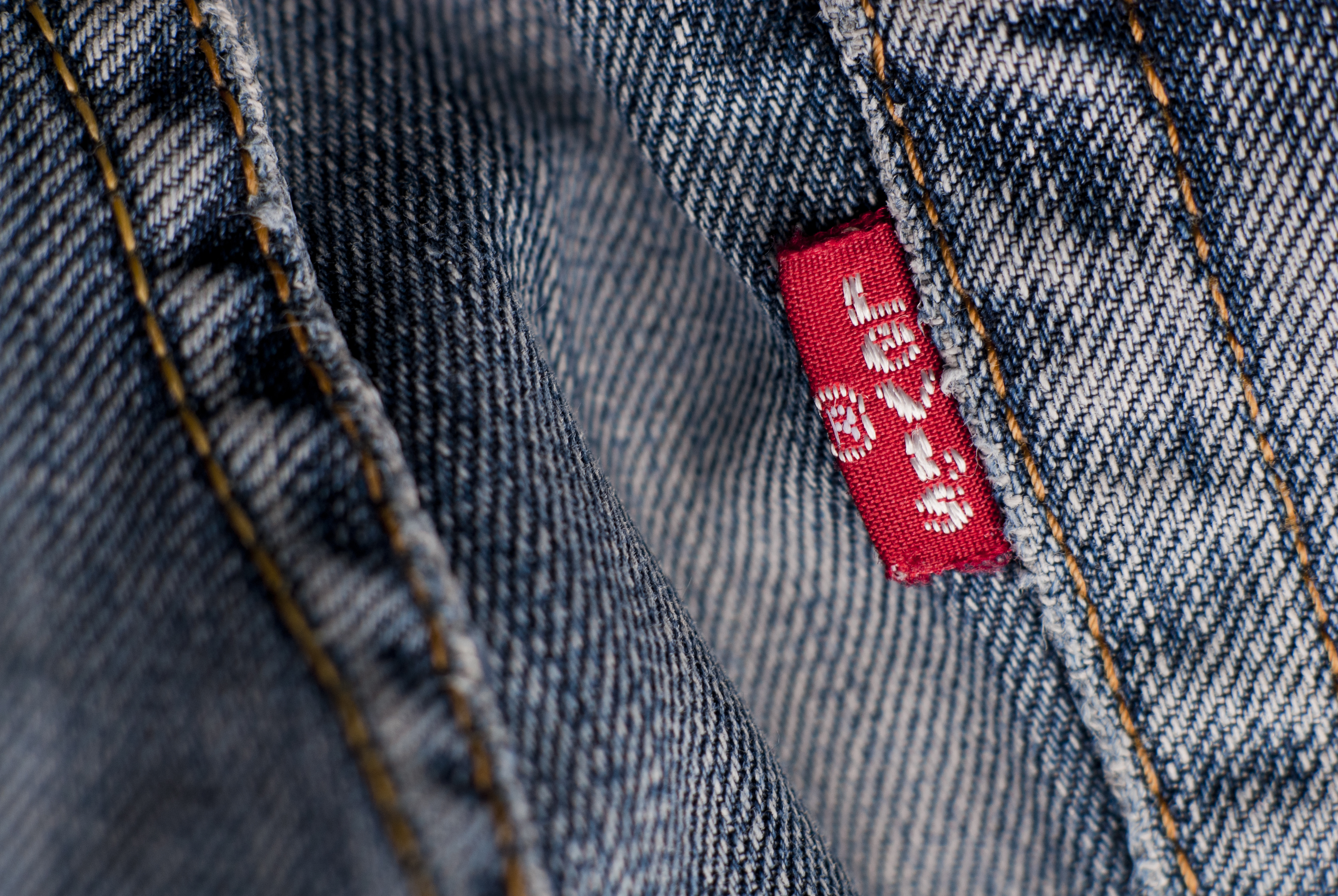 150 urodziny Levi's 501! Kultowe męskie jeansy w najlepszym wydaniu